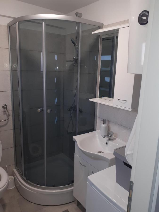 Studio Apartman Lorena زادار المظهر الخارجي الصورة